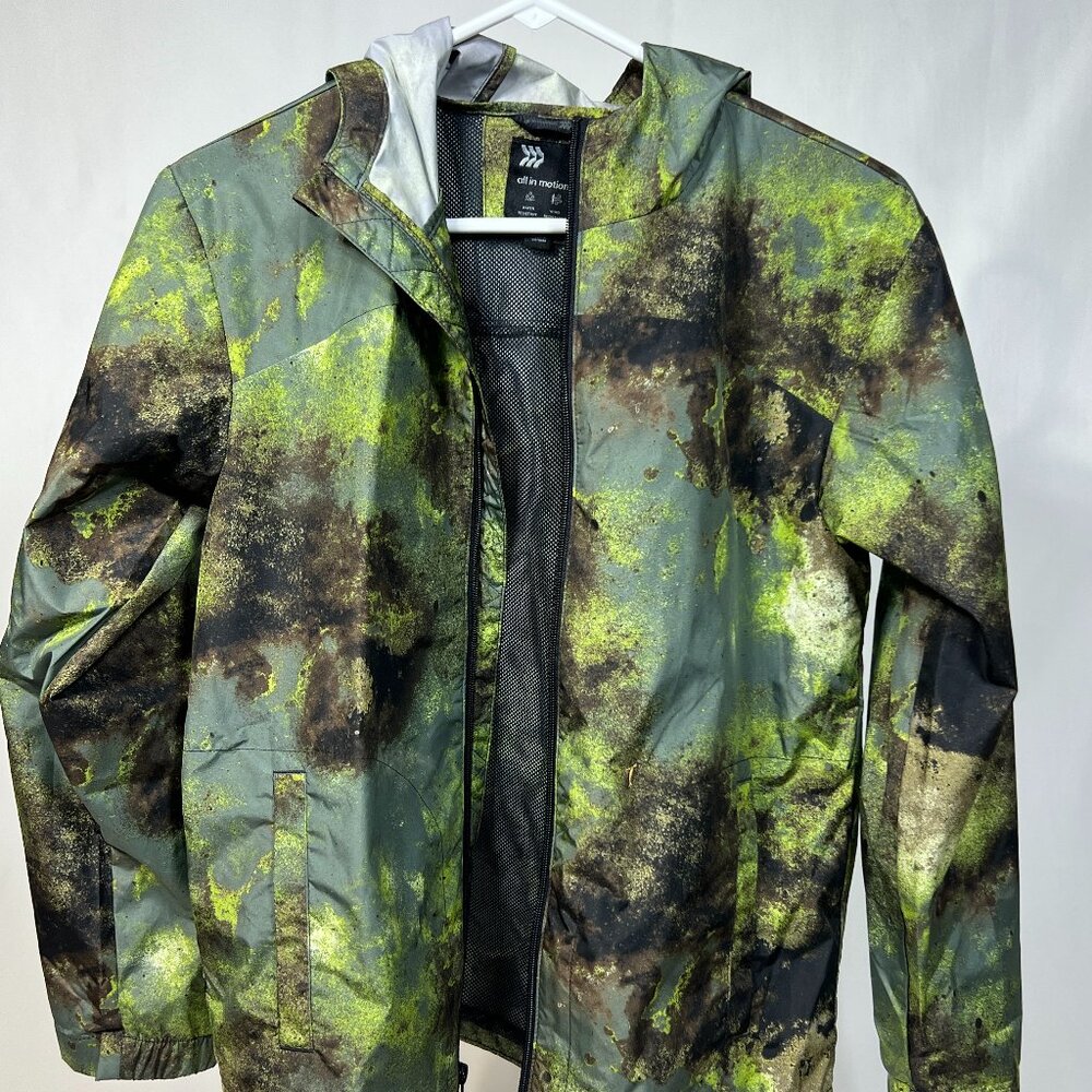 All in Motion, Youth XL Camo light weight jacket